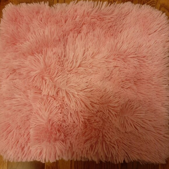 Mainstay Kids Fluffy Pink Pillow cover - Picture 1 of 1